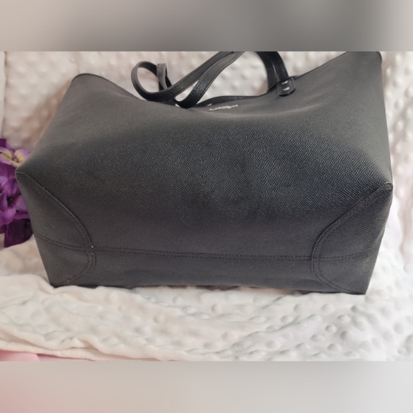 EUC COACH Leather Shoulder Bag Reversible - Picture 7 of 10